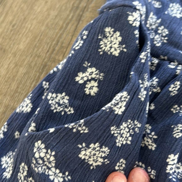 Blue Floral Romper - Picture 4 of 4